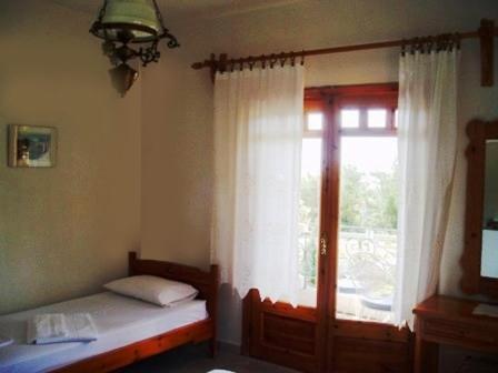 Pantheon Studios & Apartments Лименария Екстериор снимка